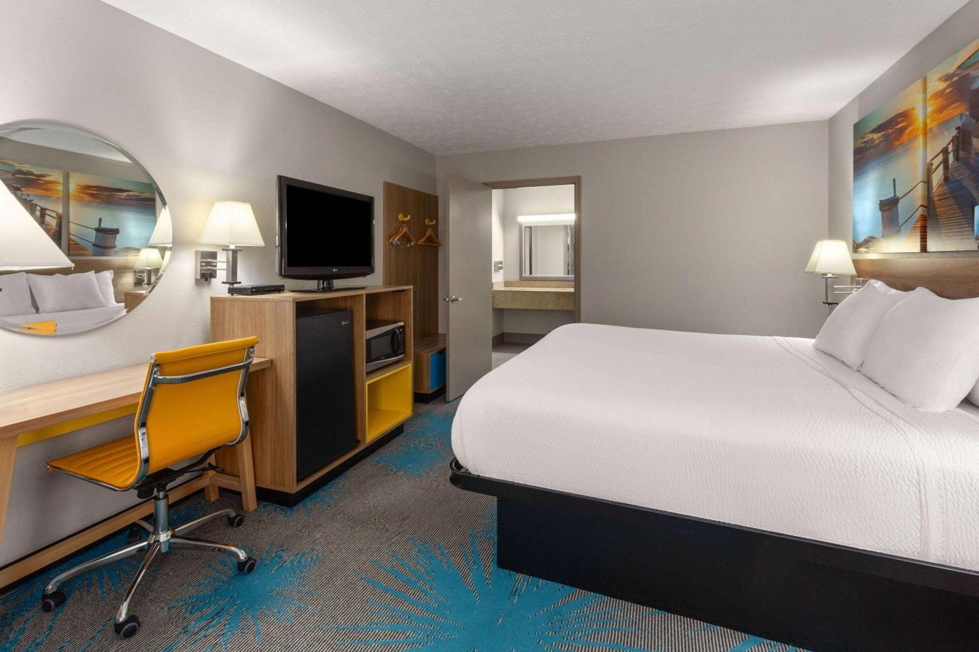 Days Inn By Wyndham Douglasville-Atlanta-Fairburn Road Exterior photo